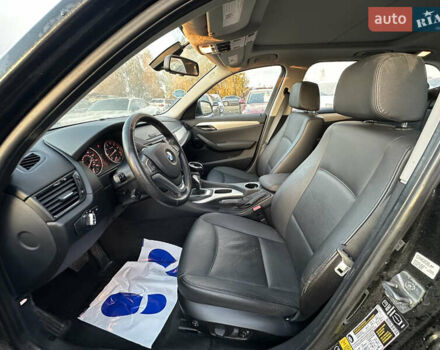 Чорний БМВ Х1, об'ємом двигуна 2 л та пробігом 126 тис. км за 9000 $, фото 6 на Automoto.ua
