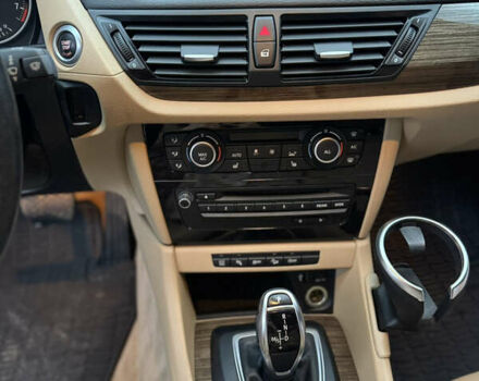 Чорний БМВ Х1, об'ємом двигуна 2 л та пробігом 155 тис. км за 13100 $, фото 26 на Automoto.ua