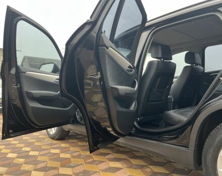 Чорний БМВ Х1, об'ємом двигуна 2 л та пробігом 180 тис. км за 11500 $, фото 9 на Automoto.ua