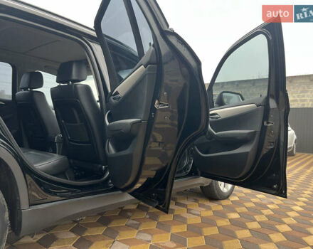 Чорний БМВ Х1, об'ємом двигуна 2 л та пробігом 182 тис. км за 11500 $, фото 8 на Automoto.ua