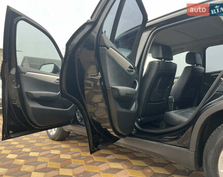 Чорний БМВ Х1, об'ємом двигуна 2 л та пробігом 182 тис. км за 11500 $, фото 9 на Automoto.ua