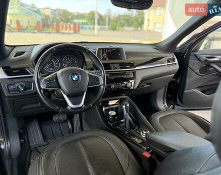 БМВ Х1 2015 в Днепре (Днепропетровске) на Automoto.ua Черный БМВ Х1, объемом двигателя 2 л и пробегом 185 тыс. км за 14999 $, фото 4 на Automoto.ua