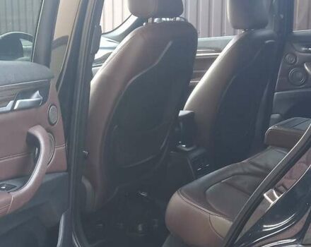 Чорний БМВ Х1, об'ємом двигуна 2 л та пробігом 125 тис. км за 13999 $, фото 11 на Automoto.ua