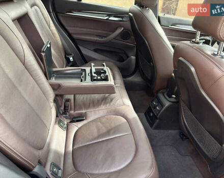 Чорний БМВ Х1, об'ємом двигуна 2 л та пробігом 138 тис. км за 17400 $, фото 33 на Automoto.ua