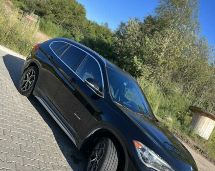 Чорний БМВ Х1, об'ємом двигуна 2 л та пробігом 90 тис. км за 18000 $, фото 10 на Automoto.ua