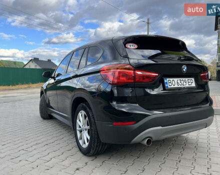 Чорний БМВ Х1, об'ємом двигуна 2 л та пробігом 194 тис. км за 19999 $, фото 7 на Automoto.ua