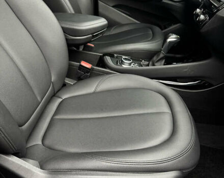 Чорний БМВ Х1, об'ємом двигуна 2 л та пробігом 104 тис. км за 15800 $, фото 41 на Automoto.ua