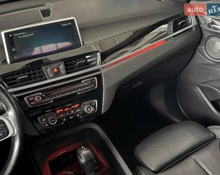 Чорний БМВ Х1, об'ємом двигуна 2 л та пробігом 107 тис. км за 20290 $, фото 27 на Automoto.ua