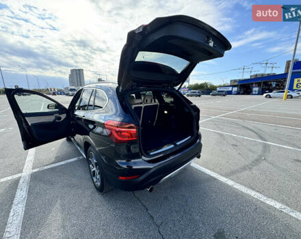 Чорний БМВ Х1, об'ємом двигуна 2 л та пробігом 157 тис. км за 21000 $, фото 27 на Automoto.ua