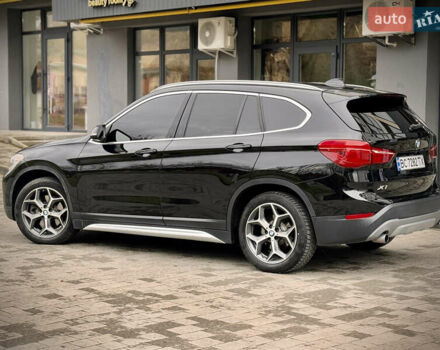 Чорний БМВ Х1, об'ємом двигуна 2 л та пробігом 169 тис. км за 18500 $, фото 3 на Automoto.ua