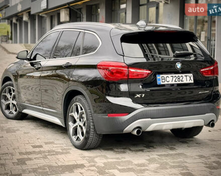 Чорний БМВ Х1, об'ємом двигуна 2 л та пробігом 169 тис. км за 18500 $, фото 4 на Automoto.ua