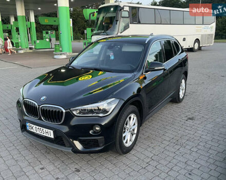 Черный БМВ Х1, объемом двигателя 1.5 л и пробегом 180 тыс. км за 17500 $, фото 2 на Automoto.ua