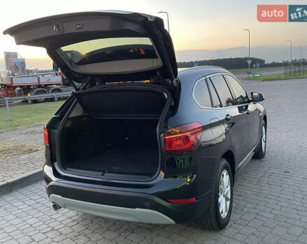 Черный БМВ Х1, объемом двигателя 1.5 л и пробегом 180 тыс. км за 17500 $, фото 65 на Automoto.ua