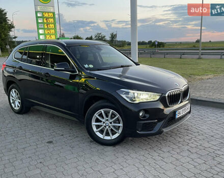 Черный БМВ Х1, объемом двигателя 1.5 л и пробегом 180 тыс. км за 17500 $, фото 29 на Automoto.ua