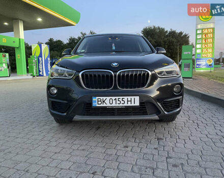 Черный БМВ Х1, объемом двигателя 1.5 л и пробегом 180 тыс. км за 17500 $, фото 82 на Automoto.ua