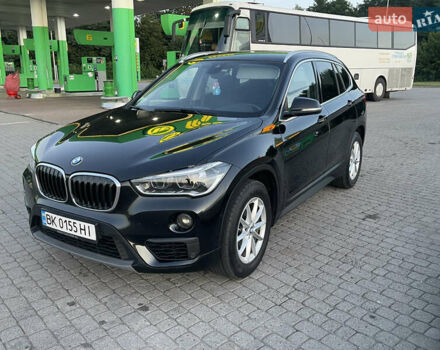 Черный БМВ Х1, объемом двигателя 1.5 л и пробегом 180 тыс. км за 17500 $, фото 3 на Automoto.ua