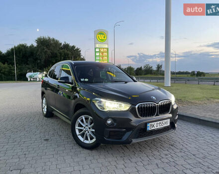 Черный БМВ Х1, объемом двигателя 1.5 л и пробегом 180 тыс. км за 17500 $, фото 99 на Automoto.ua