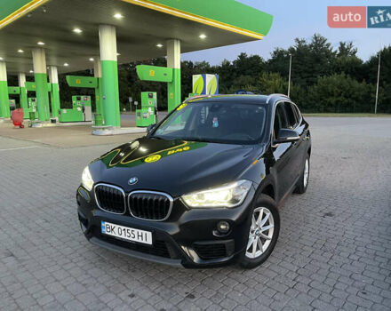 Черный БМВ Х1, объемом двигателя 1.5 л и пробегом 180 тыс. км за 17500 $, фото 100 на Automoto.ua