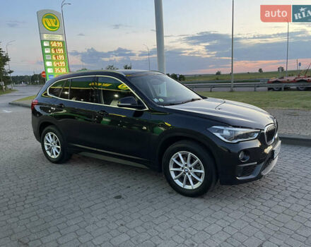 Черный БМВ Х1, объемом двигателя 1.5 л и пробегом 180 тыс. км за 17500 $, фото 89 на Automoto.ua