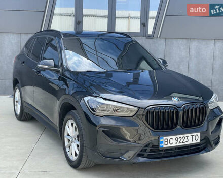 Черный БМВ Х1, объемом двигателя 1.5 л и пробегом 85 тыс. км за 24999 $, фото 1 на Automoto.ua