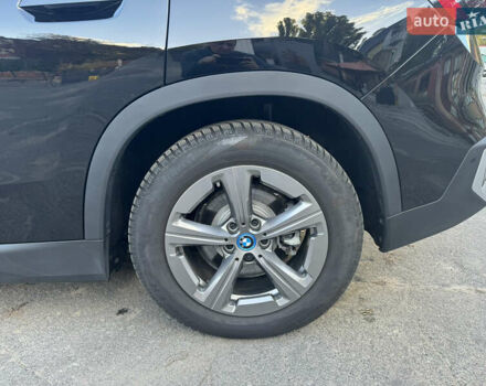 Черный БМВ Х1, объемом двигателя 1.5 л и пробегом 26 тыс. км за 63000 $, фото 22 на Automoto.ua