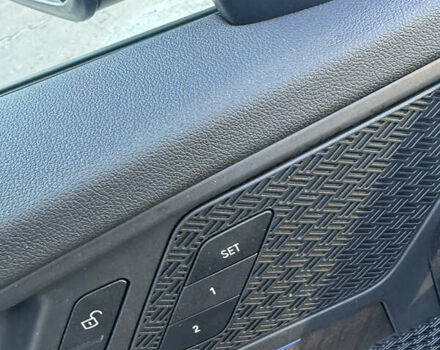 Черный БМВ Х1, объемом двигателя 1.5 л и пробегом 26 тыс. км за 63000 $, фото 7 на Automoto.ua