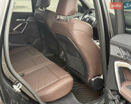 Черный БМВ Х1, объемом двигателя 2 л и пробегом 21 тыс. км за 46500 $, фото 12 на Automoto.ua