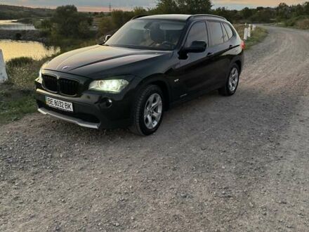 Чорний БМВ Х1, об'ємом двигуна 2 л та пробігом 184 тис. км за 11500 $, фото 1 на Automoto.ua