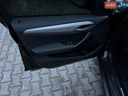 Чорний БМВ Х1, об'ємом двигуна 2 л та пробігом 268 тис. км за 10200 $, фото 1 на Automoto.ua