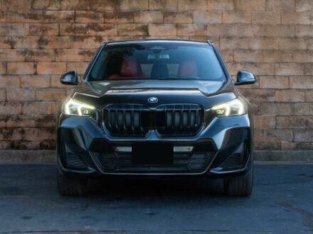 БМВ Х1 2023 у Чернівцях на Automoto.ua Чорний БМВ Х1, об'ємом двигуна 2 л та пробігом 40 тис. км за 29000 $, фото 1 на Automoto.ua