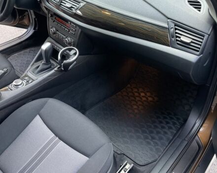 Коричневий БМВ Х1, об'ємом двигуна 2 л та пробігом 150 тис. км за 12800 $, фото 6 на Automoto.ua