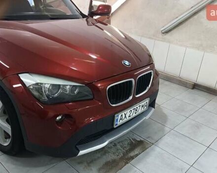 Червоний БМВ Х1, об'ємом двигуна 2 л та пробігом 238 тис. км за 10800 $, фото 4 на Automoto.ua