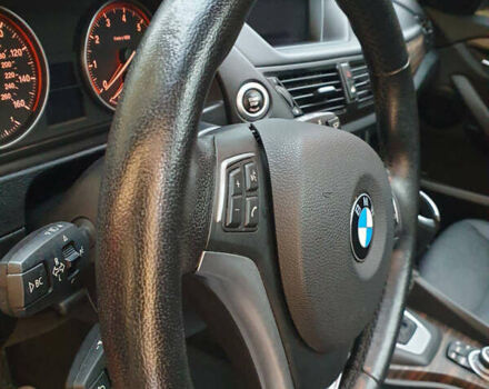 Червоний БМВ Х1, об'ємом двигуна 2 л та пробігом 215 тис. км за 14500 $, фото 3 на Automoto.ua