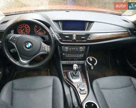 Червоний БМВ Х1, об'ємом двигуна 2 л та пробігом 215 тис. км за 14500 $, фото 9 на Automoto.ua