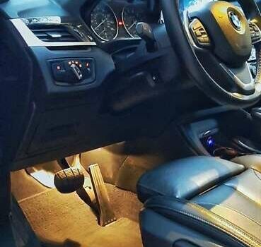 Красный БМВ Х1, объемом двигателя 2 л и пробегом 46 тыс. км за 23000 $, фото 10 на Automoto.ua