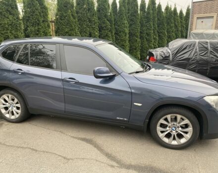 Сірий БМВ Х1, об'ємом двигуна 2 л та пробігом 117 тис. км за 13000 $, фото 2 на Automoto.ua