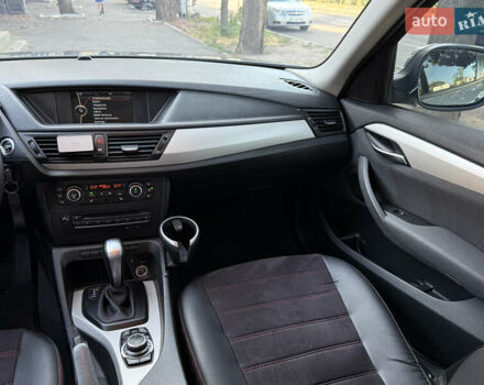 Сірий БМВ Х1, об'ємом двигуна 2 л та пробігом 244 тис. км за 12999 $, фото 30 на Automoto.ua