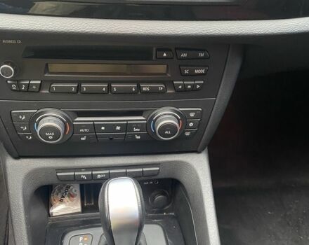 Сірий БМВ Х1, об'ємом двигуна 2 л та пробігом 117 тис. км за 13000 $, фото 5 на Automoto.ua