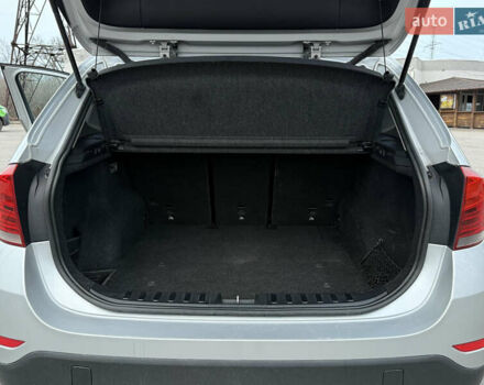 Серый БМВ Х1, объемом двигателя 2 л и пробегом 200 тыс. км за 9800 $, фото 19 на Automoto.ua