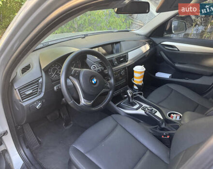 Сірий БМВ Х1, об'ємом двигуна 2 л та пробігом 184 тис. км за 12500 $, фото 7 на Automoto.ua