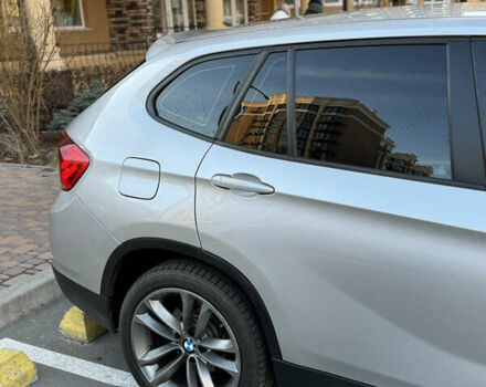 Серый БМВ Х1, объемом двигателя 2 л и пробегом 210 тыс. км за 11000 $, фото 3 на Automoto.ua