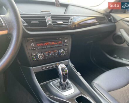 Сірий БМВ Х1, об'ємом двигуна 2 л та пробігом 167 тис. км за 14100 $, фото 14 на Automoto.ua