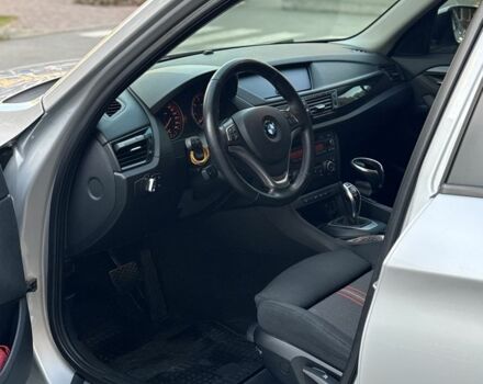 Сірий БМВ Х1, об'ємом двигуна 2 л та пробігом 210 тис. км за 12000 $, фото 7 на Automoto.ua