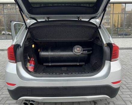 Серый БМВ Х1, объемом двигателя 2 л и пробегом 280 тыс. км за 10900 $, фото 12 на Automoto.ua