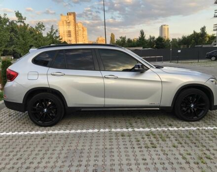 Сірий БМВ Х1, об'ємом двигуна 2 л та пробігом 122 тис. км за 10800 $, фото 5 на Automoto.ua