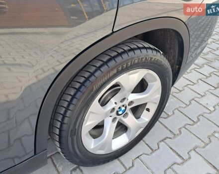 Сірий БМВ Х1, об'ємом двигуна 2 л та пробігом 282 тис. км за 12300 $, фото 36 на Automoto.ua