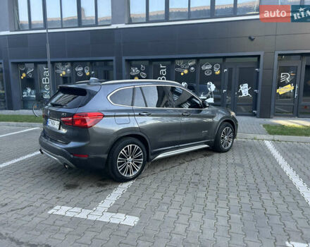 Серый БМВ Х1, объемом двигателя 2 л и пробегом 188 тыс. км за 15800 $, фото 2 на Automoto.ua