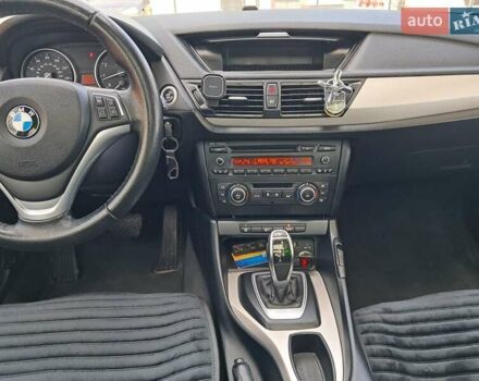 Сірий БМВ Х1, об'ємом двигуна 2 л та пробігом 282 тис. км за 12300 $, фото 62 на Automoto.ua