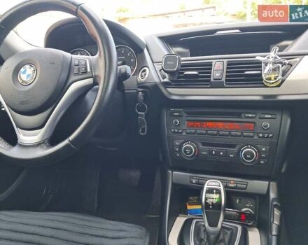 Сірий БМВ Х1, об'ємом двигуна 2 л та пробігом 282 тис. км за 12300 $, фото 65 на Automoto.ua