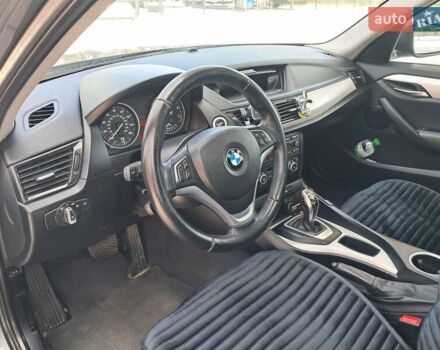 Сірий БМВ Х1, об'ємом двигуна 2 л та пробігом 282 тис. км за 12300 $, фото 59 на Automoto.ua